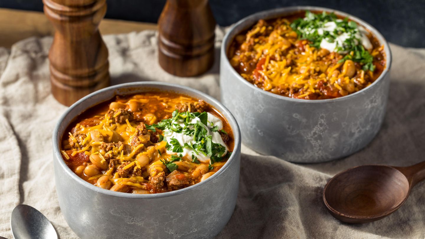 Rezept: Mexikanischer Eintopf mit Chili, Bohnen und Kartoffeln | STERN.de