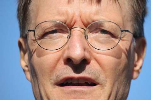 Gesundheitsminister Karl Lauterbach kommt nicht persönlich zum Branchentreffen der Apotheken, er hält eine per Internet zugeschaltete Rede.