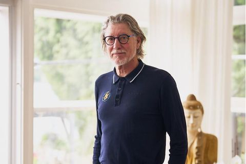 Toni Schumacher, 69, zuhause in Köln