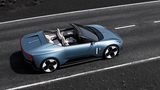 Polestar O2 mit Drohne
