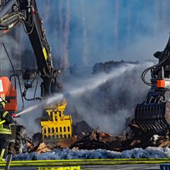 Feuerwehreinsatz an der Tesla-Gigafactory in Grünheide