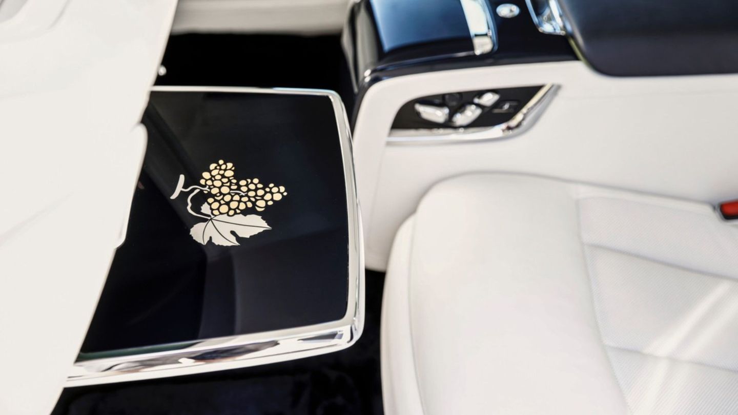 Rolls-Royce Phantom Cinque Terre