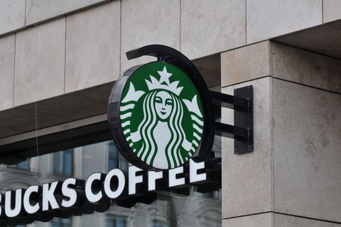 Starbucks-Logo an einer Filiale in Kopenhagen
