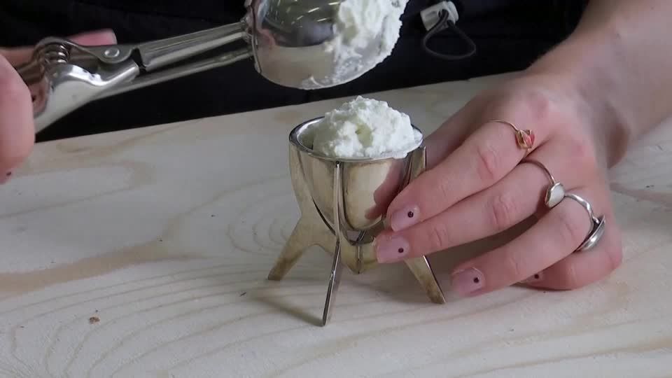 Video: Vanille-Eis: Geschmack durch Plastik? Video: Vanille-Eis: Geschmack durch Plastik?