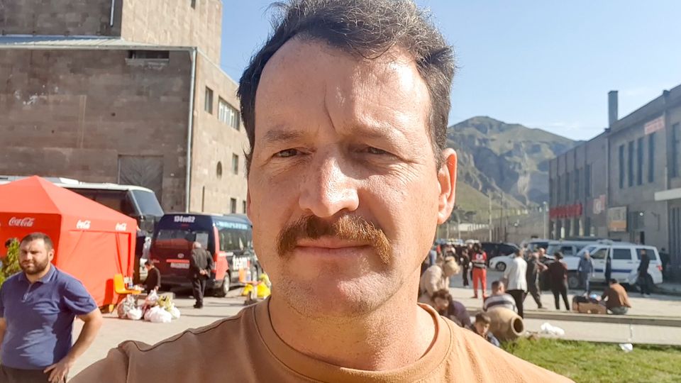 stern-Reporter Moritz Gathmann berichtet aus Armenien stern-Reporter Moritz Gathmann berichtet aus Armenien