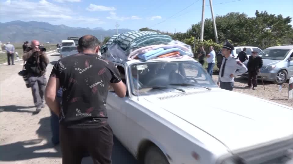 Video: Flucht aus der Heimat: Armenier-Republik in Bergkarabach existiert ab Januar nicht mehr