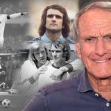 "Wenn wir als Kinder hörten, dass einer 80 ist, haben wir gesagt: Der ist doch schon fast tot", sagt Overath aus Anlass seines runden Geburtstags der Deutschen Presse-Agentur. "Und nun bin ich selbst so alt und es rückt immer näher." Der tief gläubige Overath beschäftigt sich mit dem Tod, und er spricht offen darüber. "Wenn es morgen oder übermorgen zu Ende geht - und das kommt ja immer näher auf mich zu - dann kann ich sagen: Ich habe so ein wunderbares Leben gehabt, dass es schöner nicht geht. Und jeden Abend bevor ich schlafen gehe, danke ich dem da oben dafür." Sein einziger Wunsch zum Geburtstag sei deshalb: "Gesund bleiben. Wenigstens noch für eine gewisse Zeit."