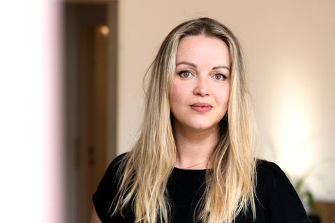 Portrait der Kölner Journalistin Karolina Kaltschnee