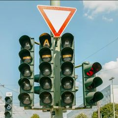 Welche Bedeutung hat das "A"-Zeichen einer Ampel?