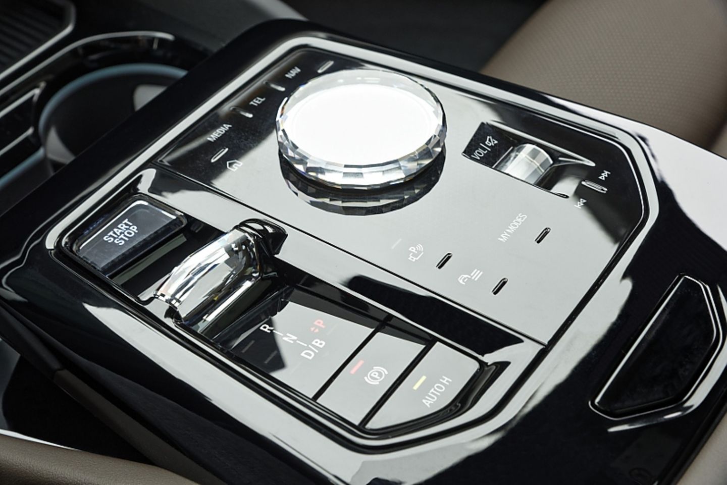 BMW i5 eDrive40