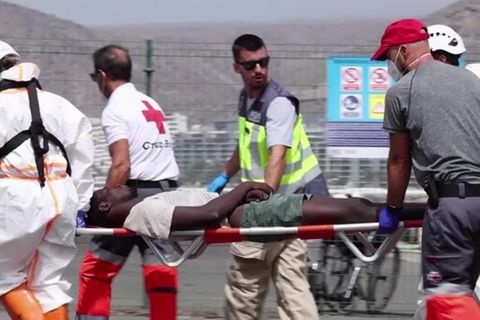 Video: Erneut Dutzende Migranten aus Atlantik und Mittelmeer geborgen