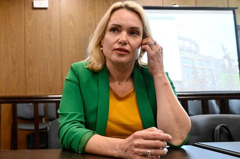 Marina Owsjannikowa Ende Juli 2022 in einem Moskauer Gericht. Mittlerweile lebt die russische Journalistin im Ausland