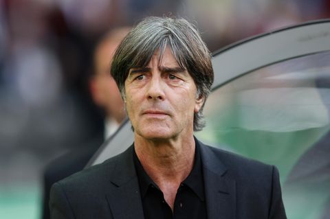 Joachim Löw im Frühjahr 2022 während des Pokalfinales in Berlin zwischen RB Leipzig und dem SC Freiburg