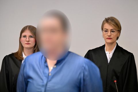Die Angeklagte Andrea Tandler im Gerichtssaal in München