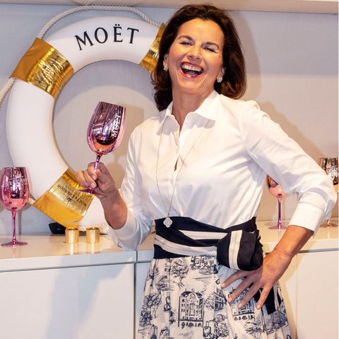 Claudia Obert Claudia Obert