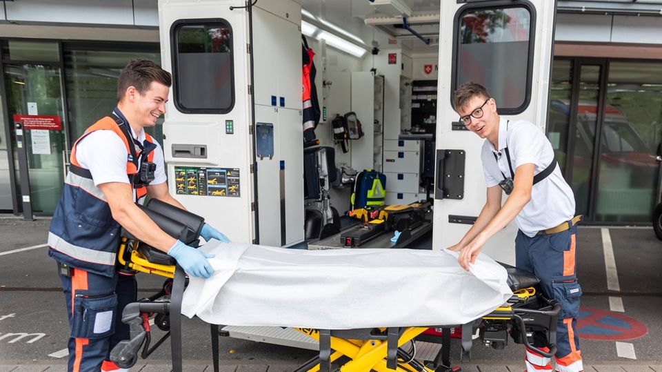 Arbeitgeber in der Pflege: Sanitäter am Uniklinikum Freiburg Sanitäter am Uniklinikum Freiburg