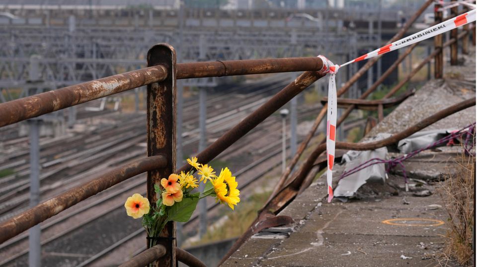 Busunglück mit 21 Toten Venedig Geländer kaputt