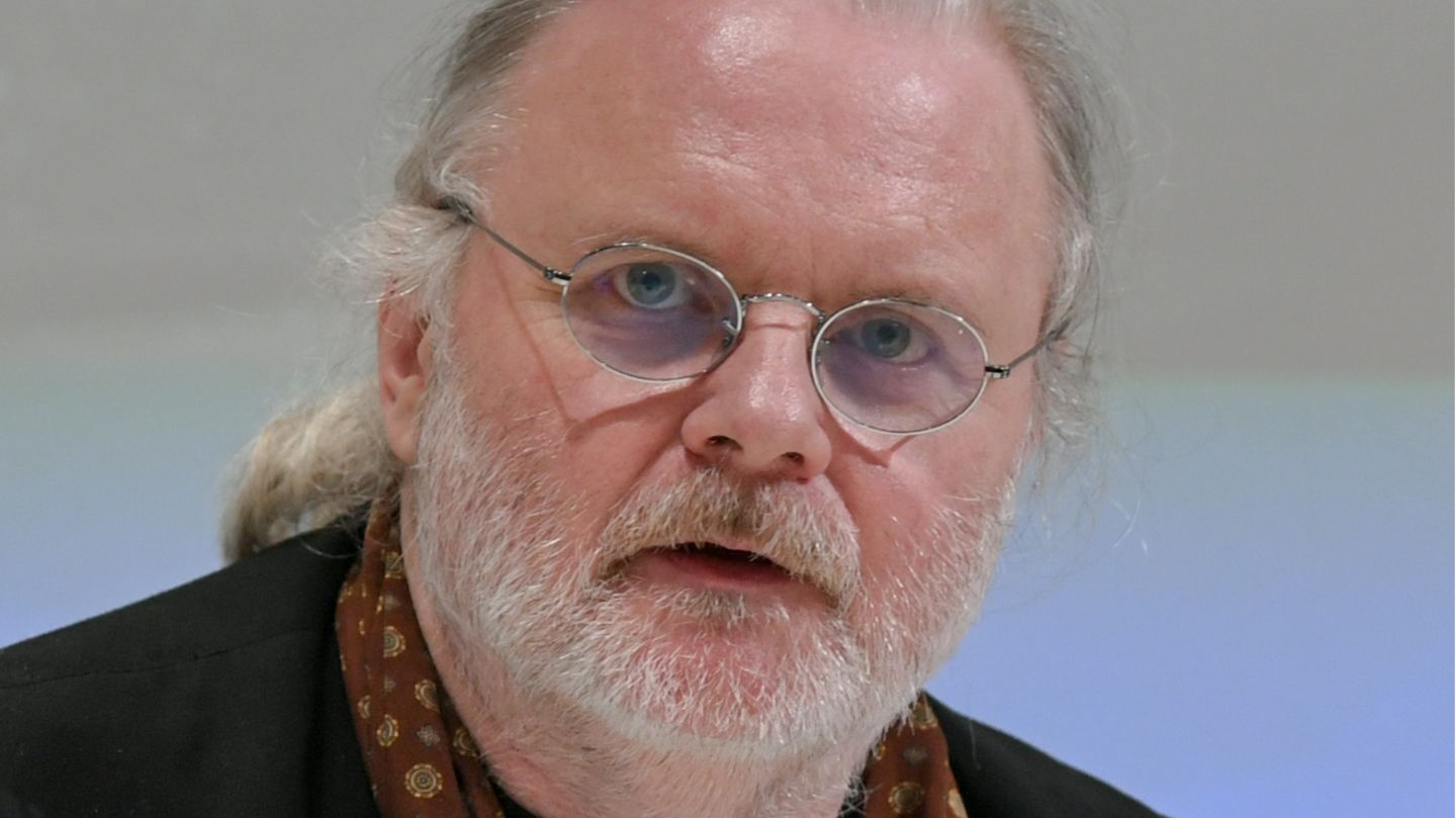Der norwegische Autor Jon Fosse, hier im Jahr 2019 auf der Frankfurter Buchmesse, erhält den Literaturnobelpreis 2023