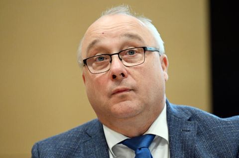 Der Ex-AfD-Bundestagsabgeordnete Jens Maier im Leipziger Gerichtssaal