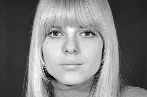 Ein Schwarz-weiß-Foto von France Gall