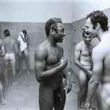 Volker Hinz, 1977: Franz Beckenbauer und Pelé unter der Dusche bei Cosmos New York  Hier abstimmen: www.stern.de/voting75