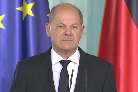 Scholz: Akzeptieren nicht, wenn Attacken gegen Israel auf unseren Straßen gefeiert werden