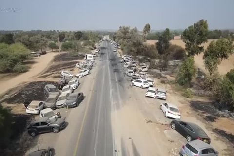 Israel: Nach Hamas-Überfall: Drohnenaufnahmen zeigen Ausmaß der Gewalt auf Festivalgelände