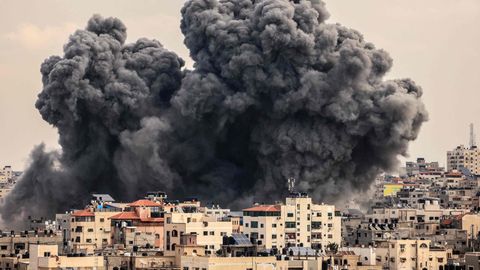 Auch am Montag bombadierte die israelische Luftwaffe den Gaza-Streifen unaufhörlich