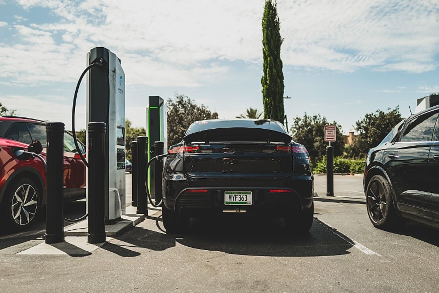 Porsche Macan E 2024