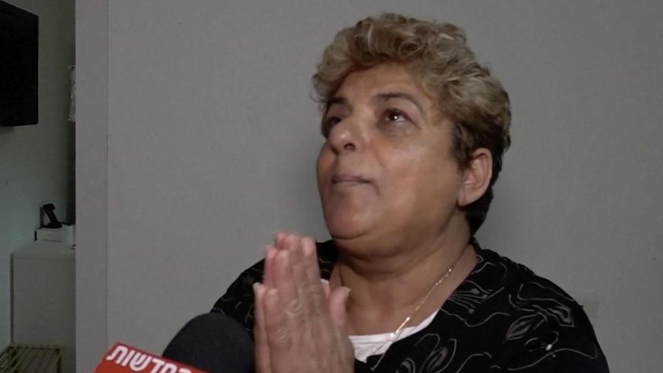 Nach Hamas-Angriffen: "Er sagte, er sei gekommen um ein Märtyrer zu werden" – befreite Israeli spricht über Geiselnahme Nach Hamas-Angriffen: "Er sagte, er sei gekommen um ein Märtyrer zu werden" – befreite Israeli spricht über Geiselnahme