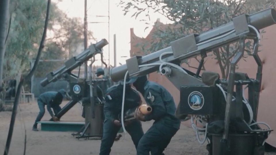 Nach Attacken auf Israel: Mutmaßliches Propaganda-Video soll "Luftabwehr" der Hamas zeigen
