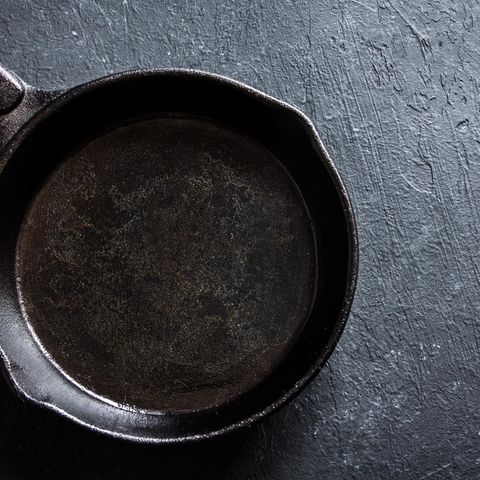 Langlebig wird die Gusseisenpfanne erst mit der optimalen Pflege