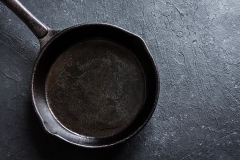 Langlebig wird die Gusseisenpfanne erst mit der optimalen Pflege