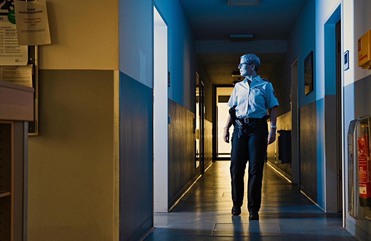 Jana Wölky in der Polizeiwache Rodenkirchen Jana Wölky in der Polizeiwache Rodenkirchen