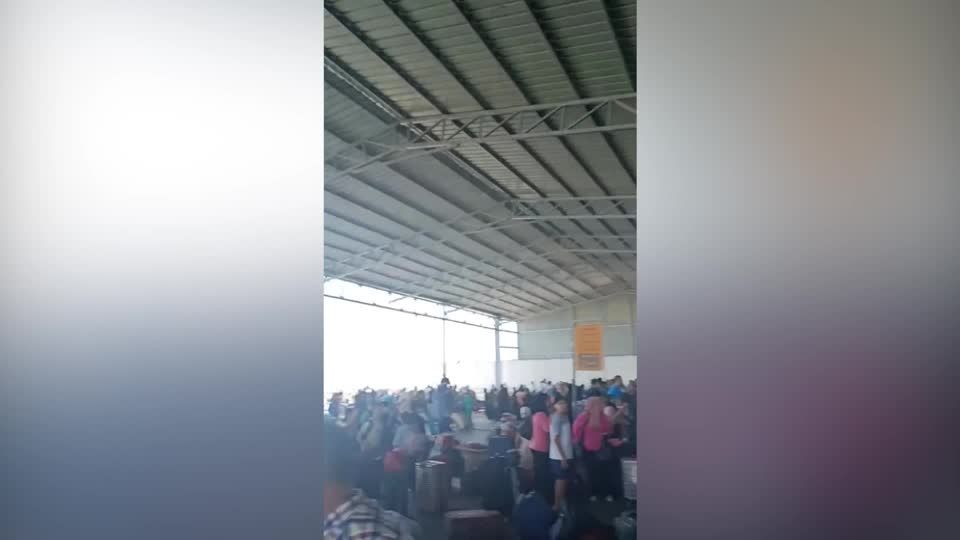 Video: Palästinenser wollen Gaza verlassen Video: Palästinenser wollen Gaza verlassen
