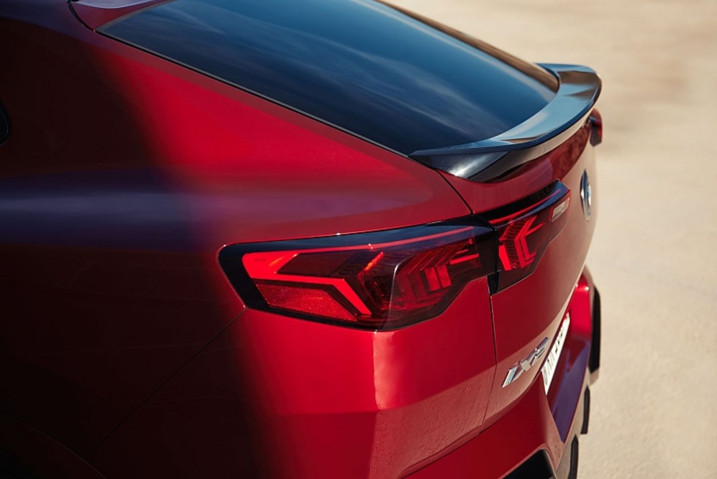 BMW iX2 xDrive30