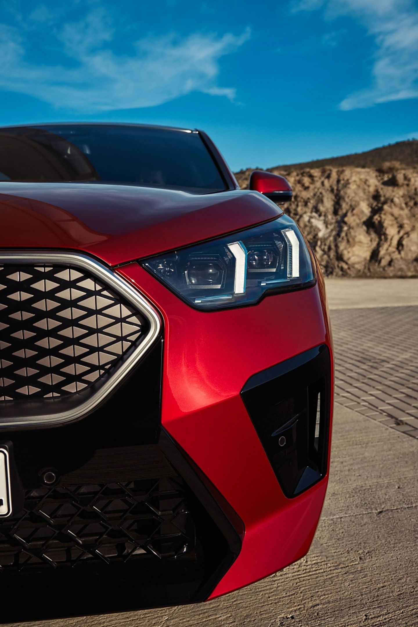 BMW iX2 xDrive30