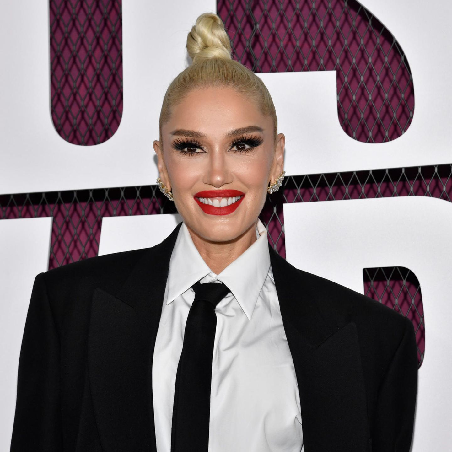 Gven Steysi yalangoch