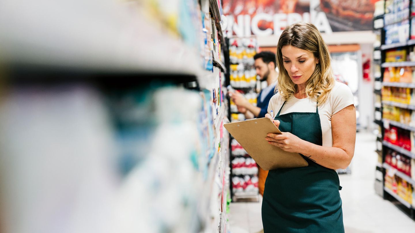 Meiste Stellenanzeigen: Einzelhandelskaufleute und andere Fachkräfte im Verkauf sind besonders gefragt Einzelhandelskaufleute und andere Fachkräfte im Verkauf sind besonders gefragt