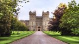 Windsor Castle zwischen Bäumen