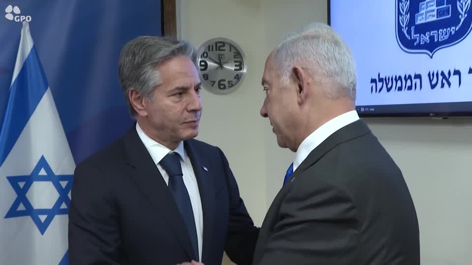 Video: US-Außenminister Blinken in Israel eingetroffen Video: US-Außenminister Blinken in Israel eingetroffen