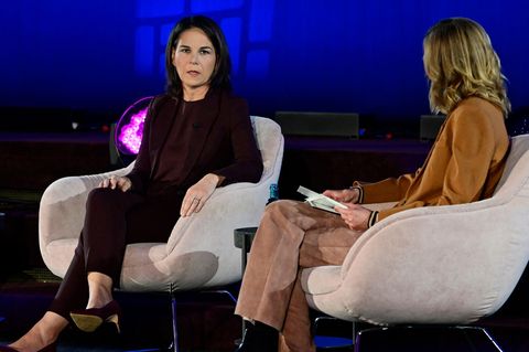 Gesprächsreihe "Brigitte Live": Zwei Jahre Außenministerin: Verfolgen Sie das Interview mit Annalena Baerbock jetzt live