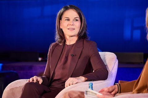Außenministerin Annalena Baerbock beim "Brigitte Live"-Gespräch