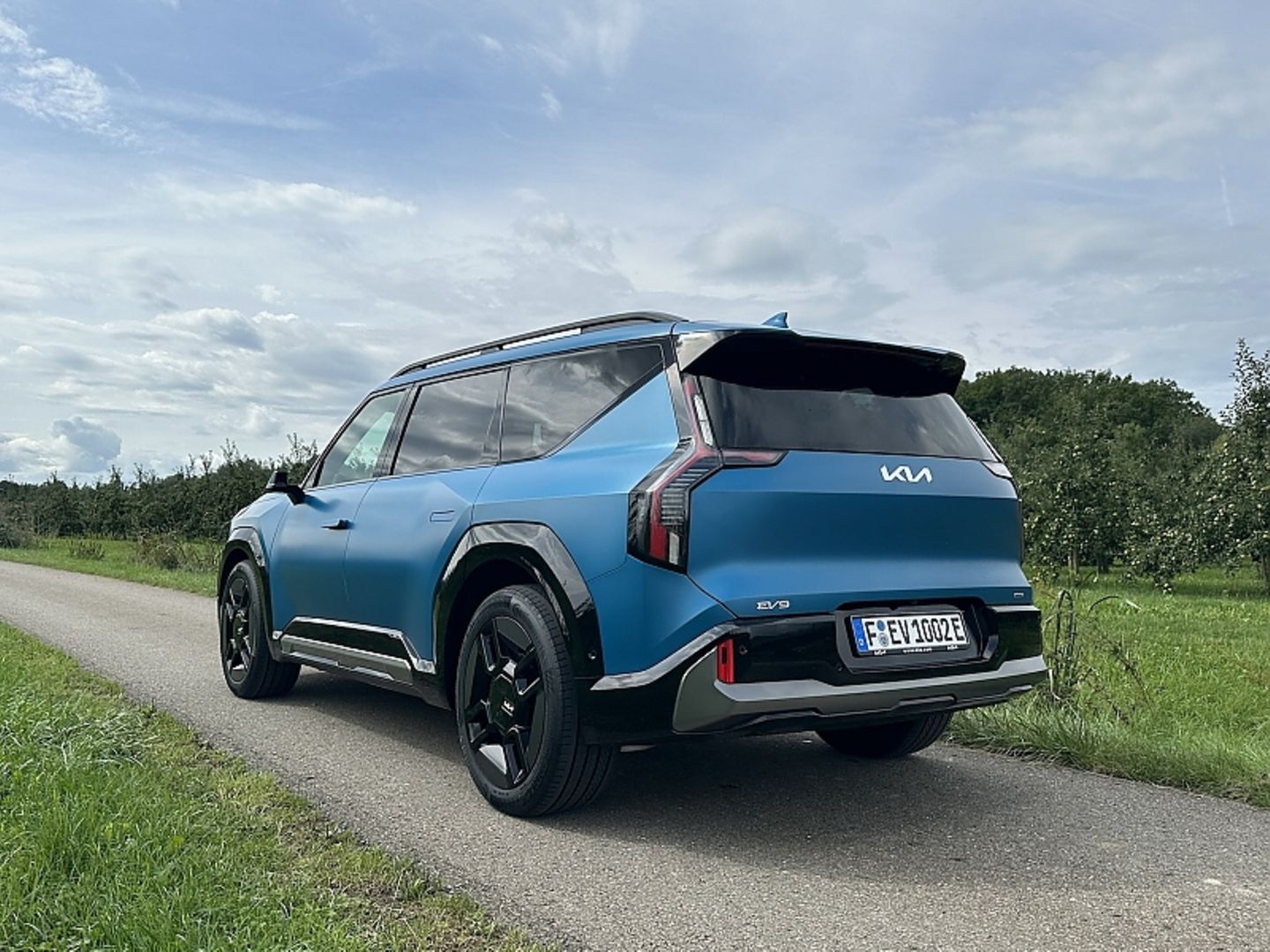 Kia_EV9-7.JPG
