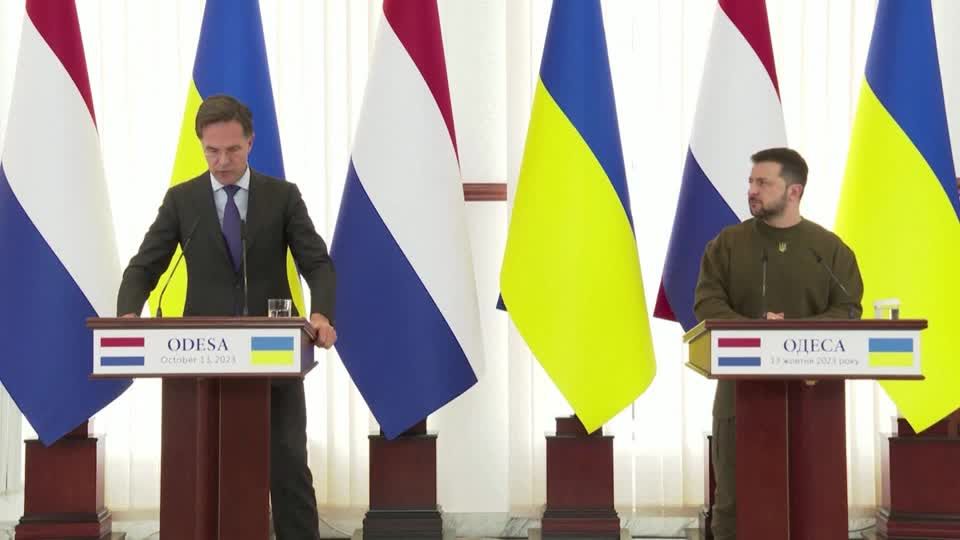 Video: Ukraine: Russland setzt Luftangriffe fort, Niederlande wollen weitere militärische Ausrüstung liefern Video: Ukraine: Russland setzt Luftangriffe fort, Niederlande wollen weitere militärische Ausrüstung liefern