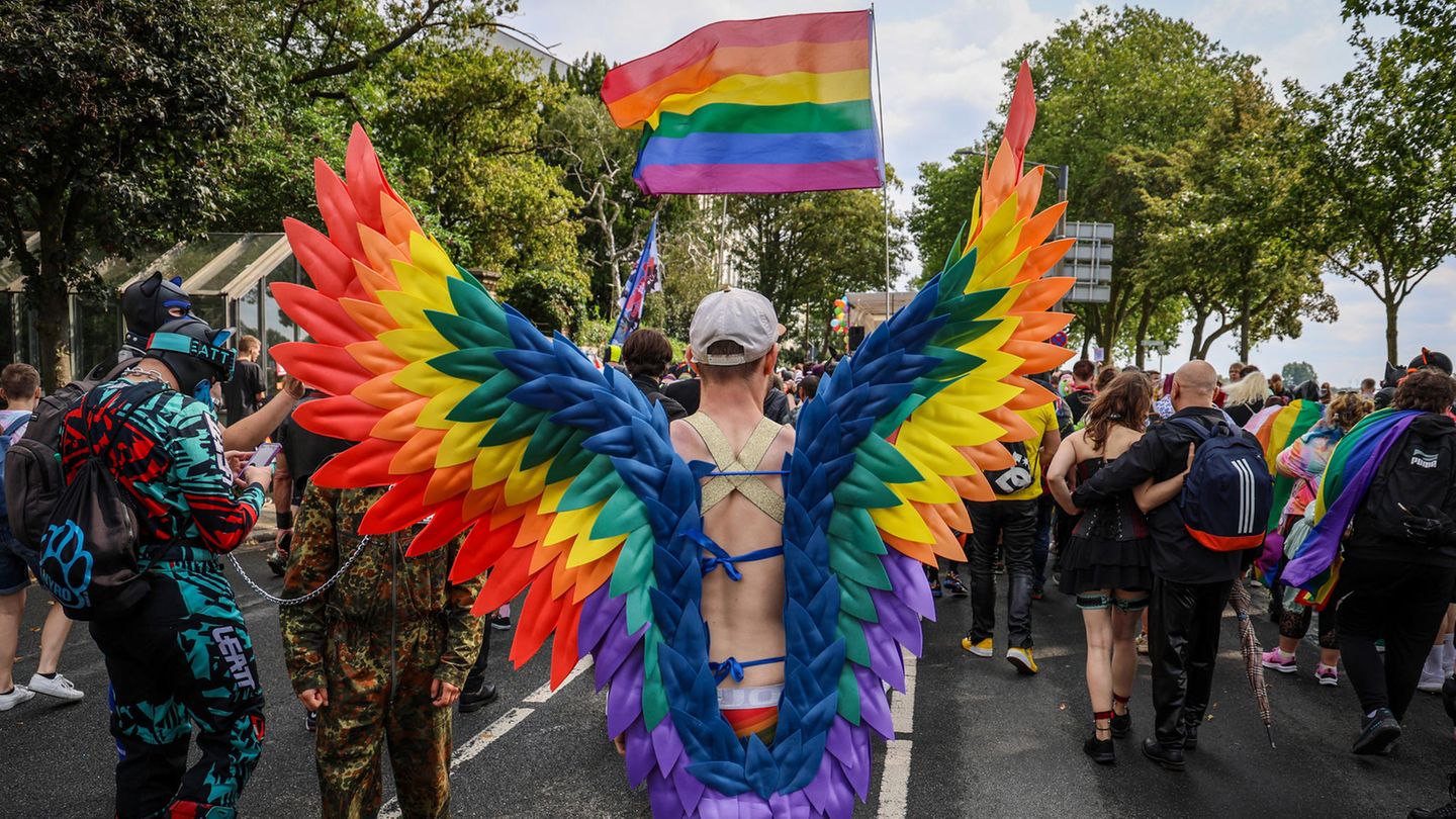 Gewalt beim CSD: Queerbeauftragter spricht von alarmierendem Trend ...