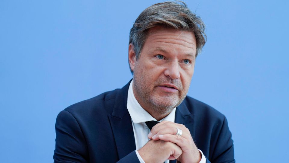 Robert Habeck findet klare Worte zum Angriff auf Israel