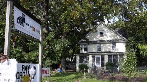 Das Haus, in dem ein Kind und dessen Mutter Opfer eines mutmaßlichen Hassverbrechens wurden