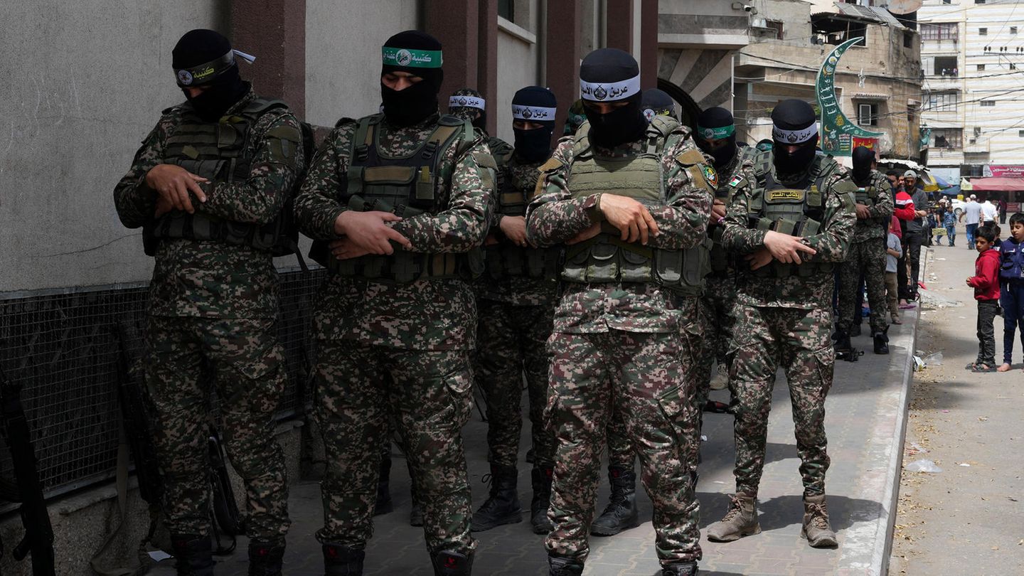 Israelisches Tonband: Nach Angaben der israelischen Armee hat die Hamas 199 Geiseln genommen