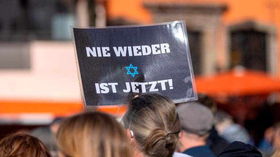 Antisemitismus: Mehrere Schmierereien Und Vorfälle In Deutschland ...